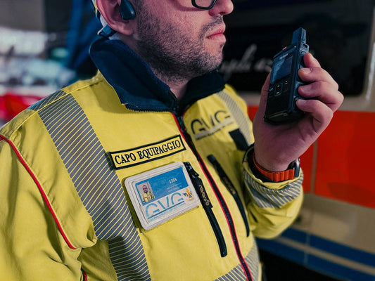 Comunicare per Salvare: Il nuovo ecosistema radio dei Volontari del Garda.